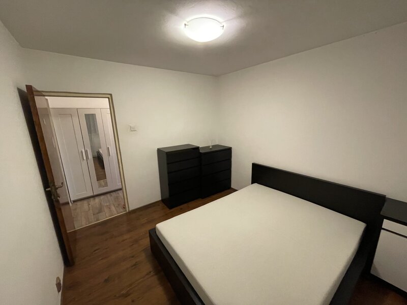 Titan, 1 Decembrie Auchan str Fetesti, 2 camere vanzare, decomandat