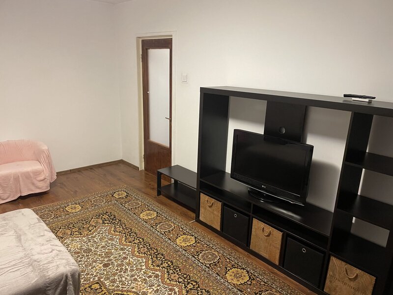 Titan, 1 Decembrie Auchan str Fetesti, 2 camere vanzare, decomandat