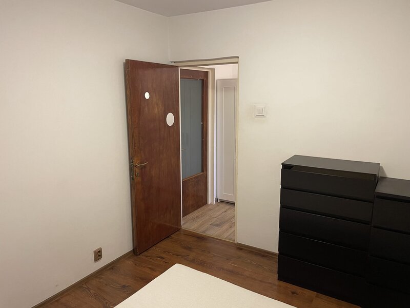 Titan, 1 Decembrie Auchan str Fetesti, 2 camere vanzare, decomandat