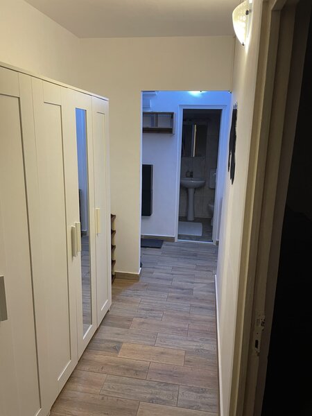 Titan, 1 Decembrie Auchan str Fetesti, 2 camere vanzare, decomandat