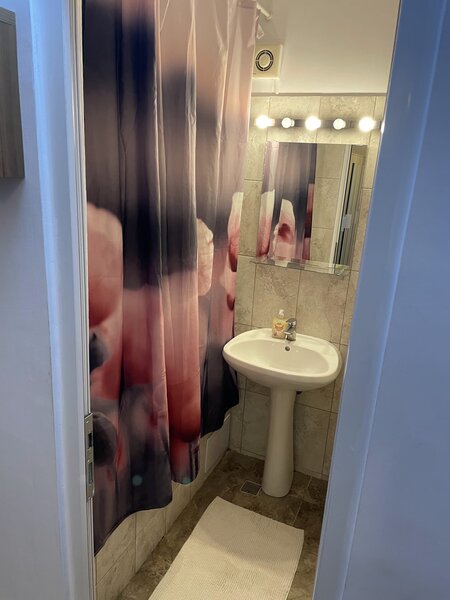 Titan, 1 Decembrie Auchan str Fetesti, 2 camere vanzare, decomandat